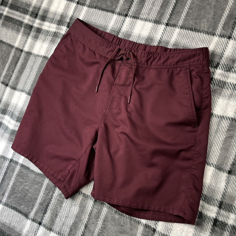 Ten Thousand Foundation Training Board Shorts Mens L 7" Black